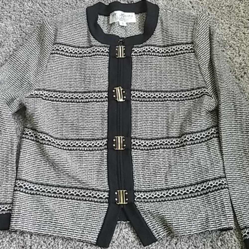 Black and white zipper up sweater